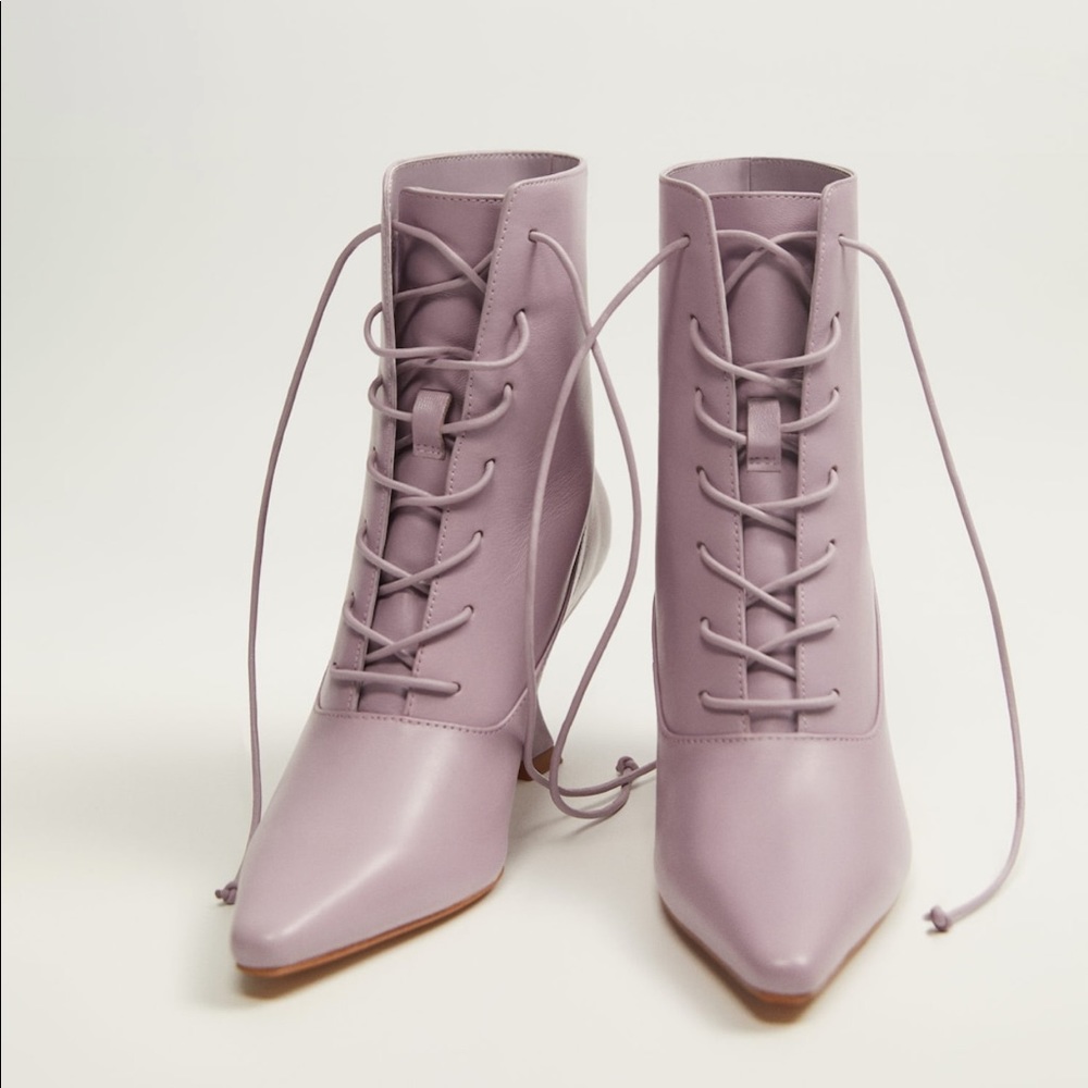 Leather lace up boots bloggers favorite